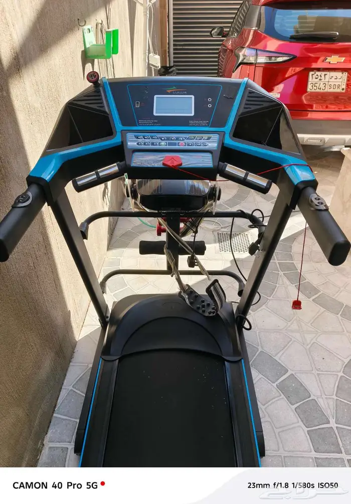 سير مشي رياضي نظيف 0