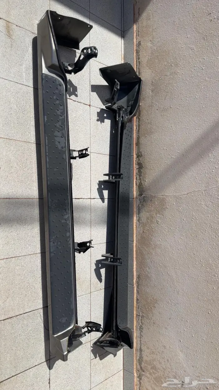 للبيع قطع لاندكروزر من 98 الى 2007 3