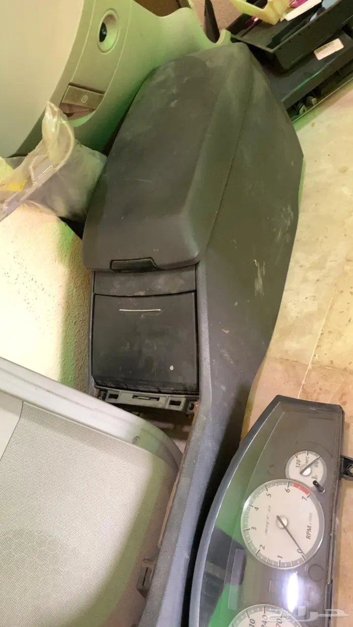 كلايسلر اقوى الاسعار جميع القطع اصليه 2