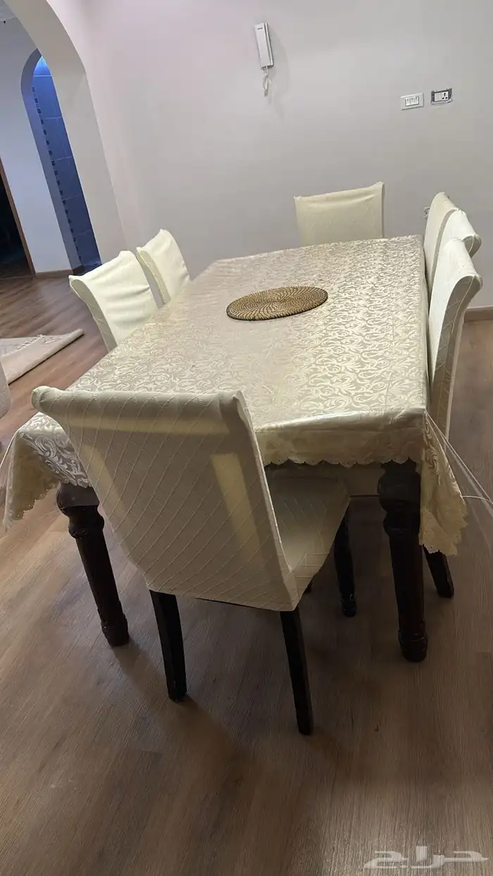 طاوله طعام 1