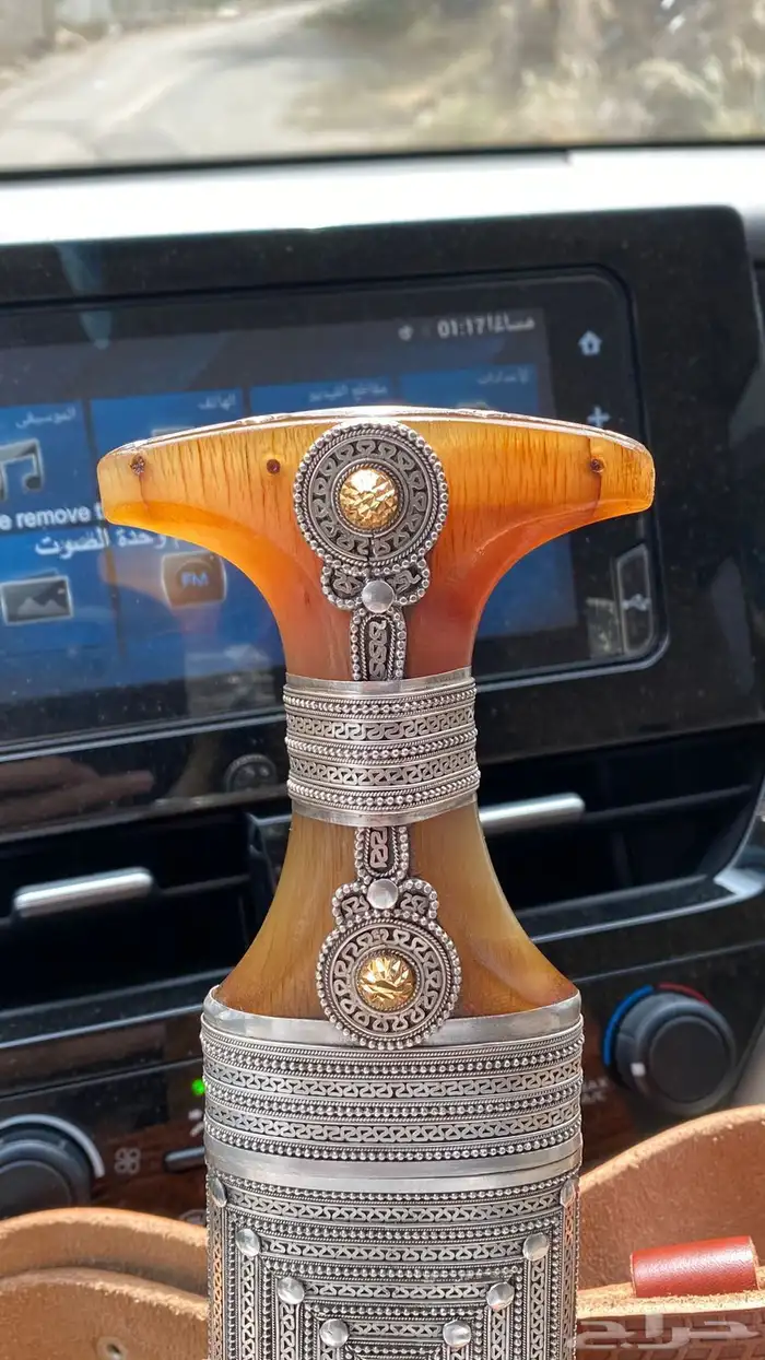 خنجر زراف اشقر 2