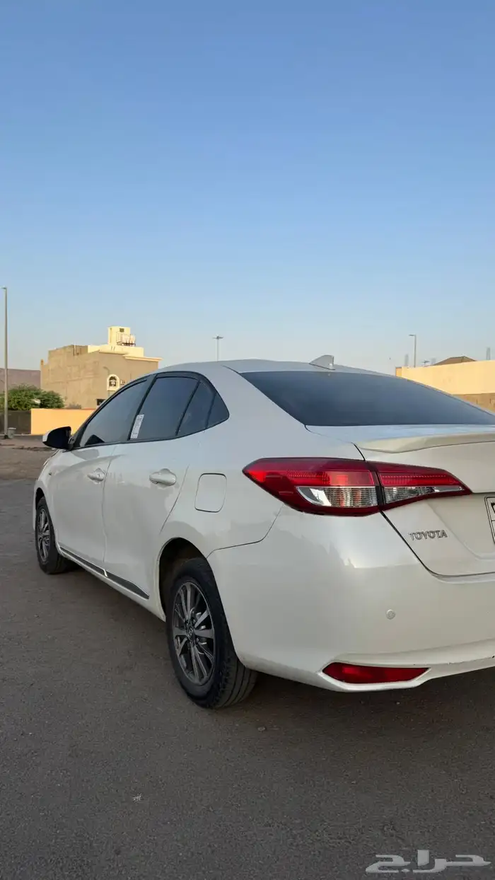 للبيع يارس 2020 فل كامل بلس 3