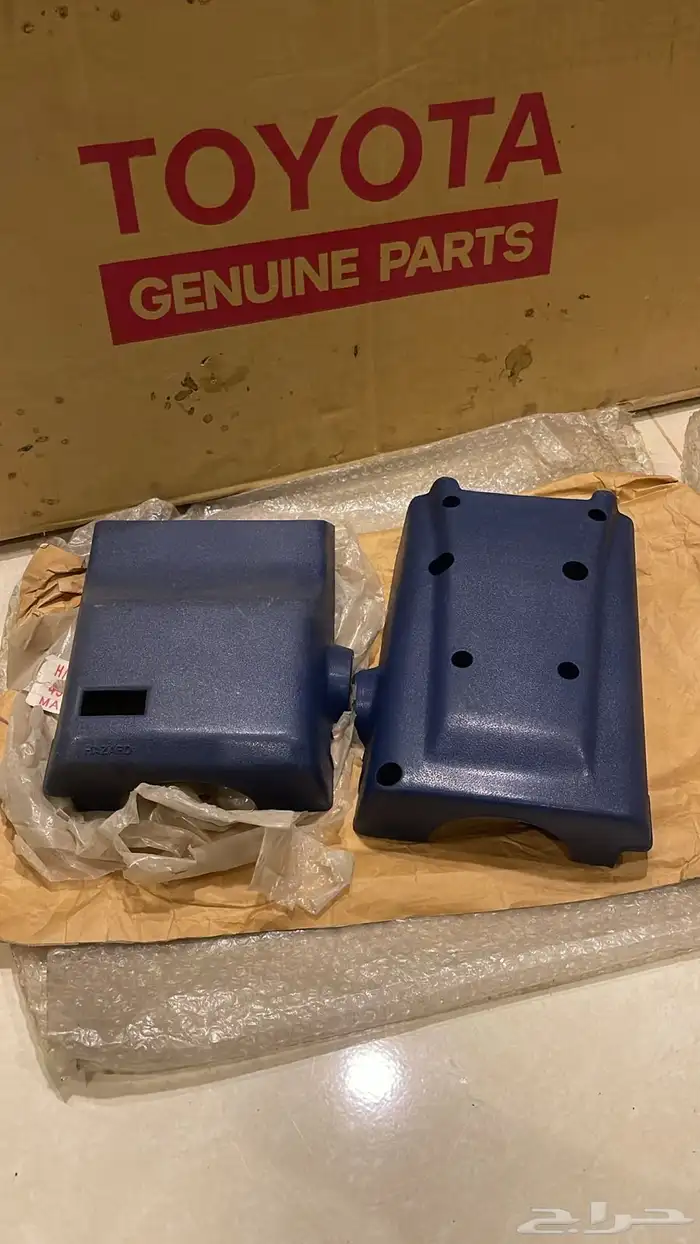 رقبة هايلكس 82-83 0