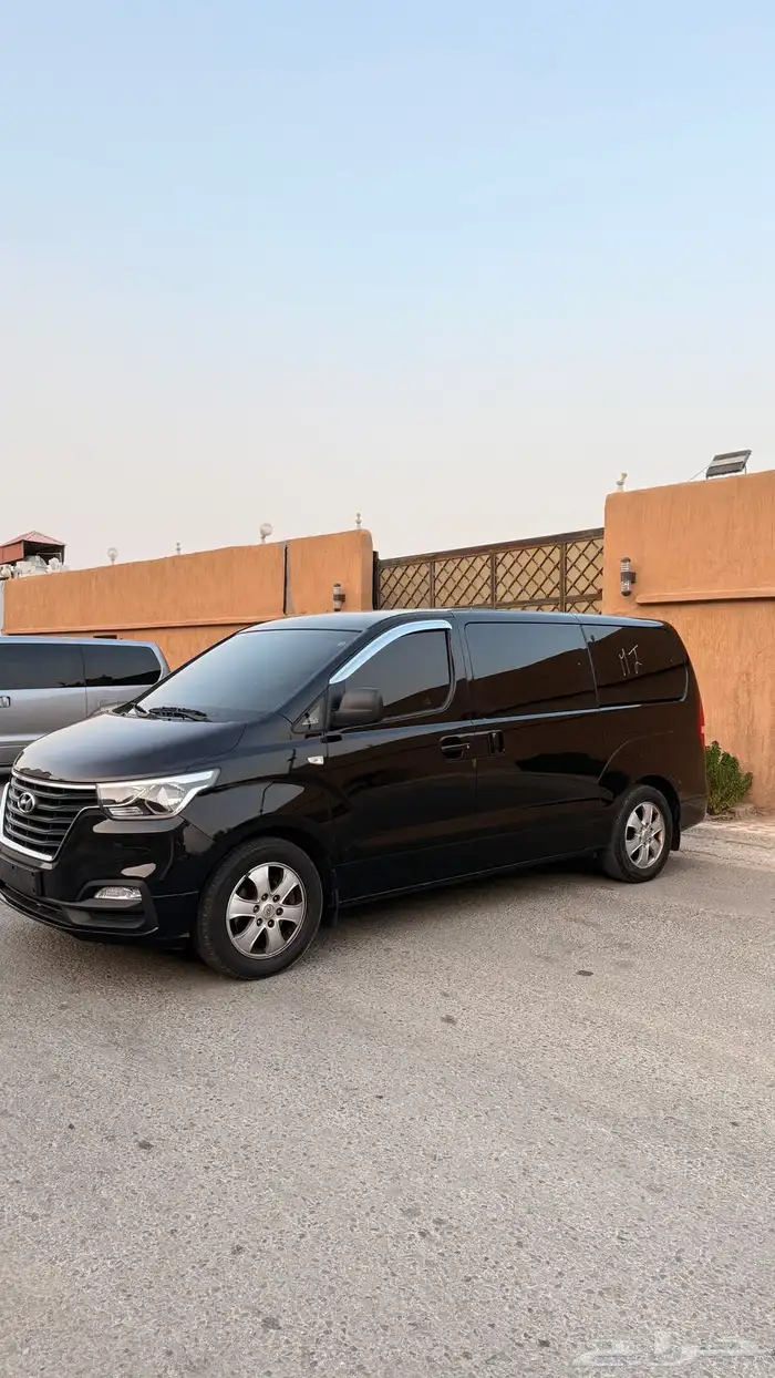 هونداي H1 2021 ( ديزل ) 11 راكب بحالة الوكالة 1