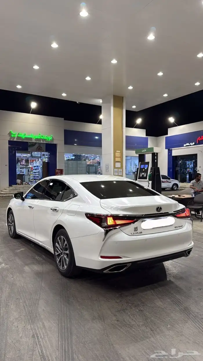 لكزس موديل 2023 2