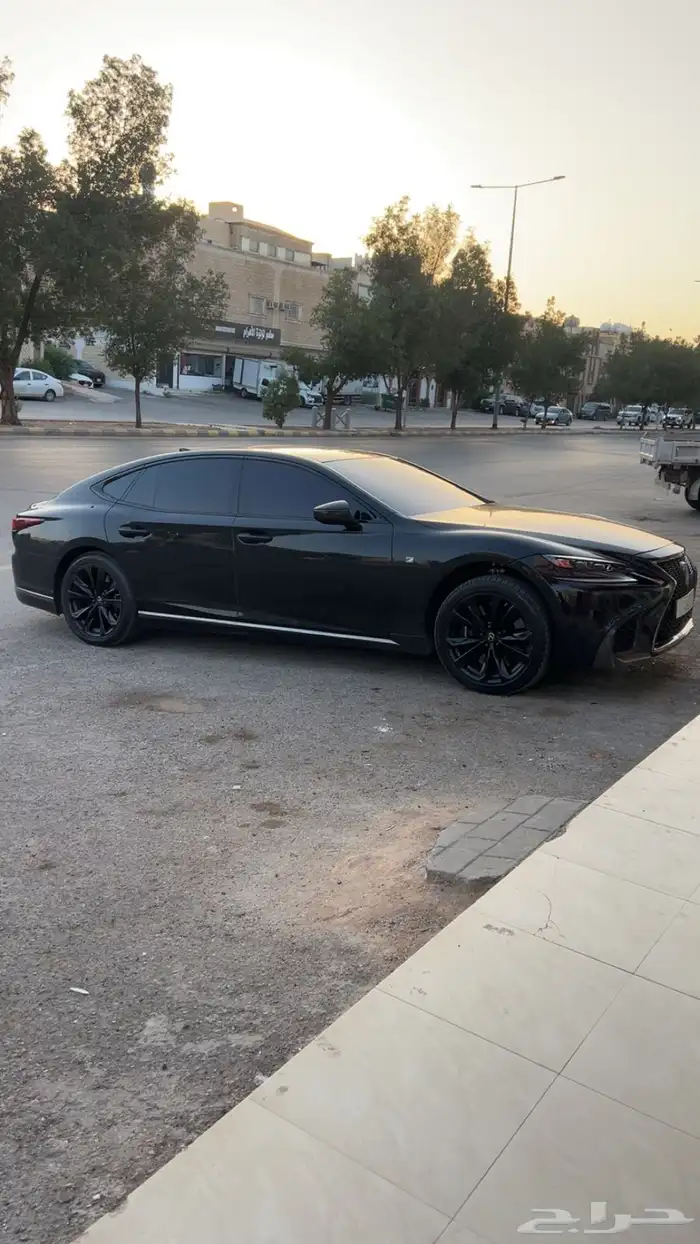 لكزس LS500 F SPORT 2018 1