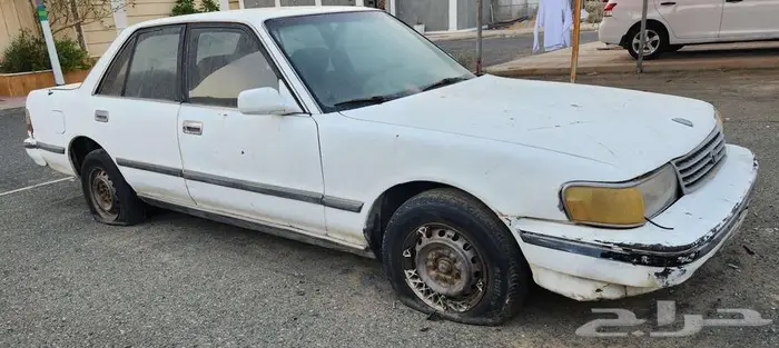 للبيع كرسيدا تويوتا موديل 92 1