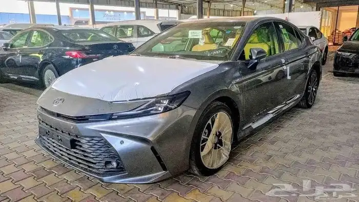 كامري LE هايبرد 3