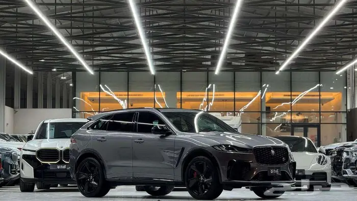 2024 جاكور اس في ار JAGUAR F-pace SVR 1