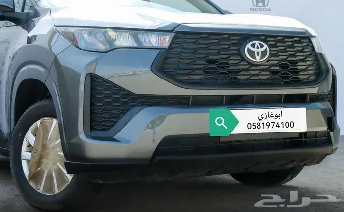 تويوتا انوفا بنزينGLموديل 2025 11