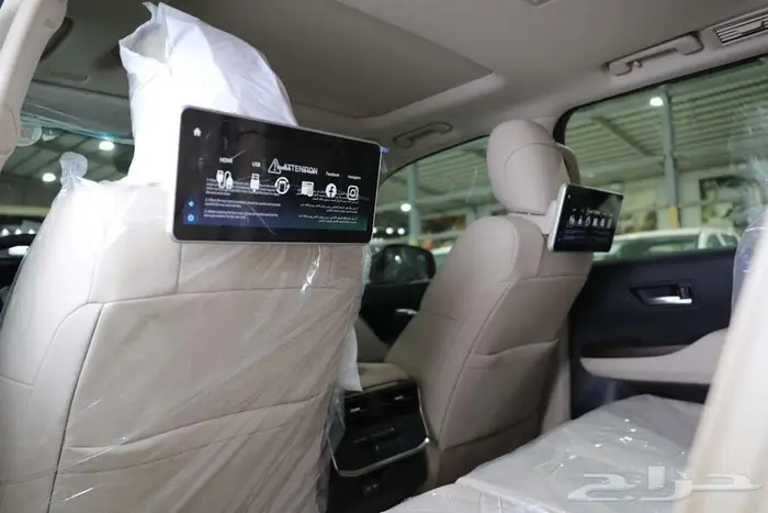 تويوتا لاندكروزر GXR4 بنزين 2025 - الخضر للسيارات 23