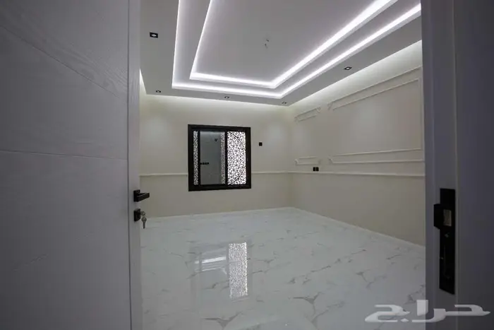 عمارة سكنية تجارية للبيع في المدينة المنورة 1