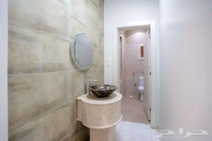 دور في حي السلام 9