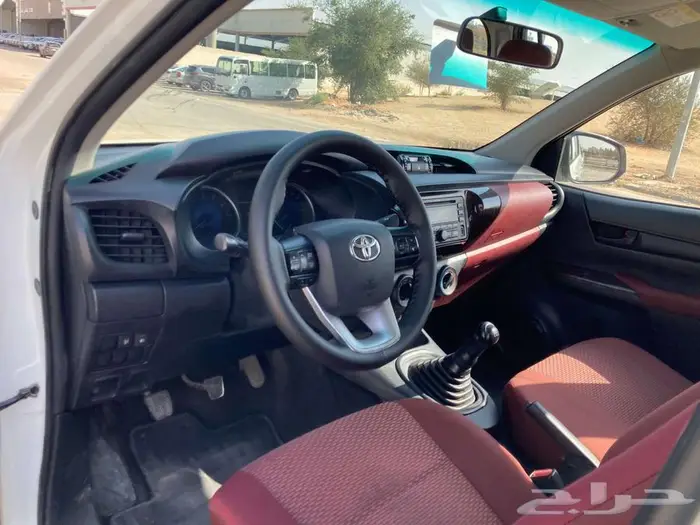 تويوتا هايلوكس GLX 2018 7