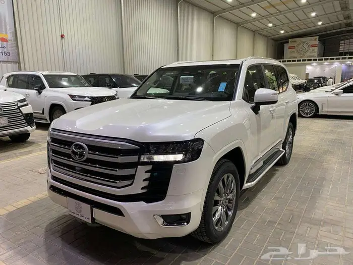 تويوتا جي اكس ار 3 2025 ابيض بنزين سعودي 22