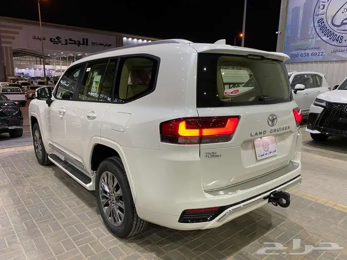 تويوتا جي اكس ار 3 2025 ابيض بنزين سعودي 36