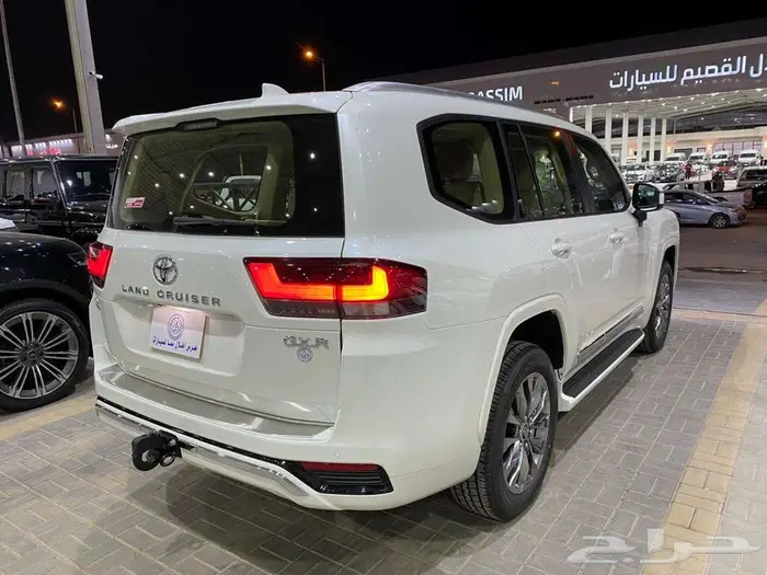 تويوتا جي اكس ار 3 2025 ابيض بنزين سعودي 38