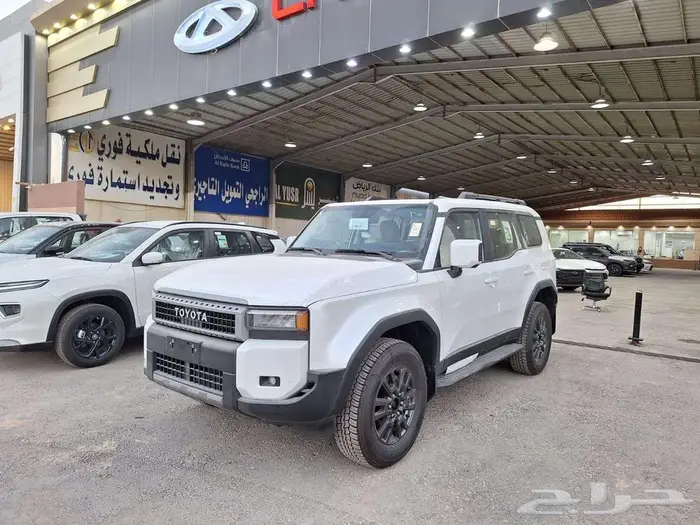 تويوتا برادو TXL2 بنزين 2025 1