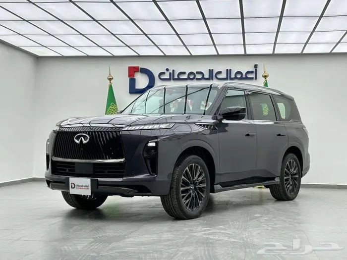 انفينتي QX80 اوتو جراف 2025 قيادة تجمع بين القوه والفخامه 1