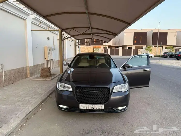 كرايزلر C300 2016 اعلى موصفات 0