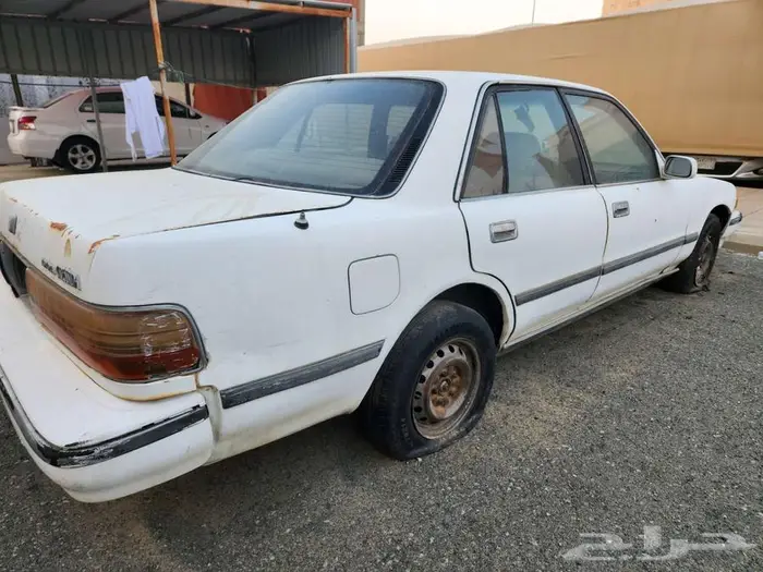 للبيع كرسيدا تويوتا موديل 92 7