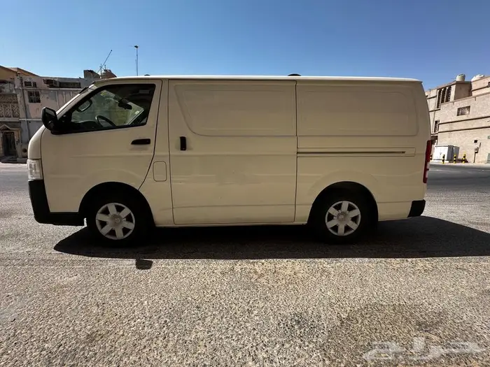 Toyota Hiace bus 2021 تويوتا خيا أس باص 8