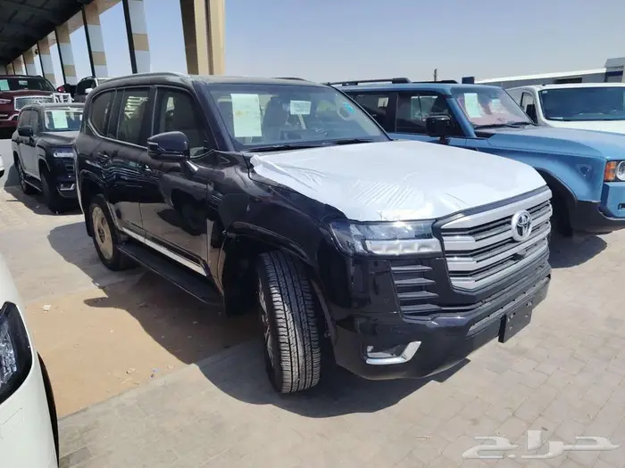 لاند كروزر GXR L3 ديزل 2024 2