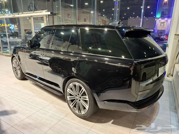 رنجروفر 2023 HSE قطري مستعمل العداد 40 ألف 2