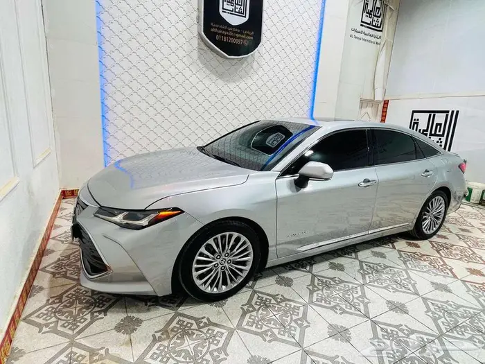 تويوتا افالون بريميوم فل كامل 2022 2