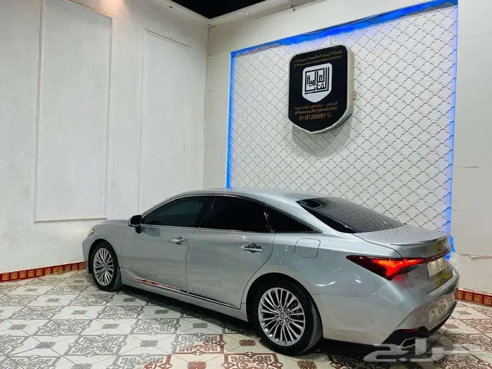 تويوتا افالون بريميوم فل كامل 2022 11