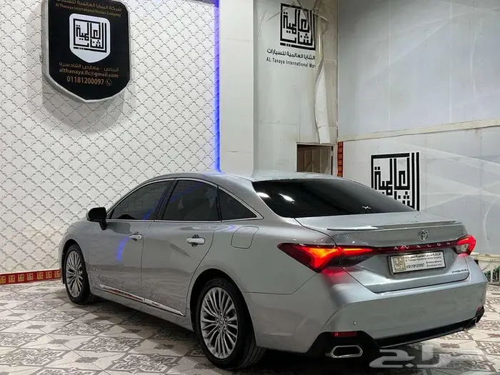 تويوتا افالون بريميوم فل كامل 2022 5