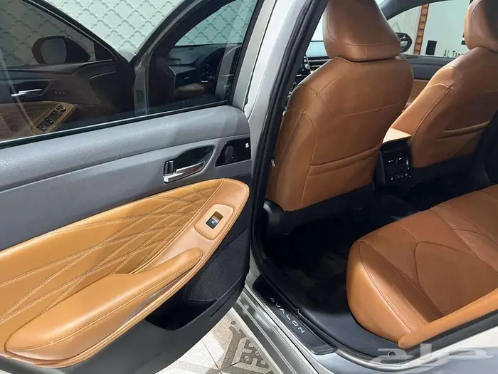 تويوتا افالون بريميوم فل كامل 2022 24