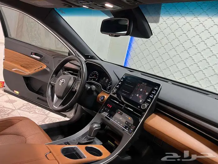 تويوتا افالون بريميوم فل كامل 2022 22