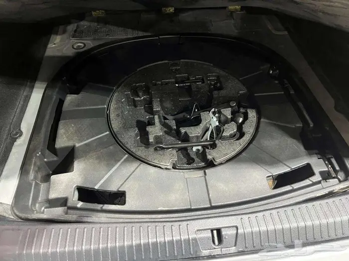 تويوتا افالون بريميوم فل كامل 2022 26