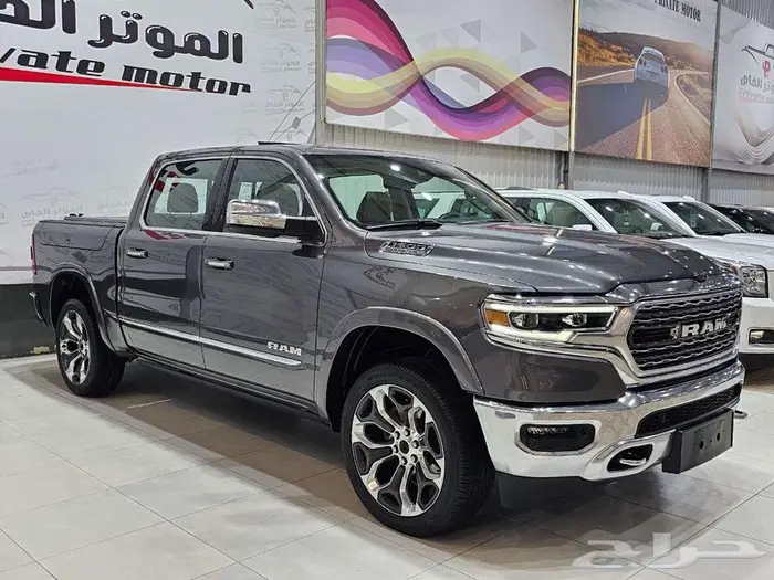 دودج رام 2021 . ( ليمتد فل كامل اعلى فئه V8 ) 1