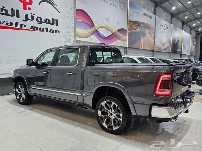 دودج رام 2021 . ( ليمتد فل كامل اعلى فئه V8 ) 5