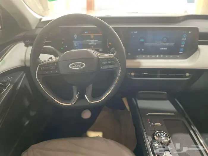 فورد تورس ترند نص فل موديل (2026) 1