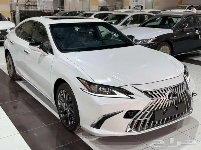 لكزس ES 350 استاندر مطور بريمي فتحة سقف 2025 اللون ابيض 2
