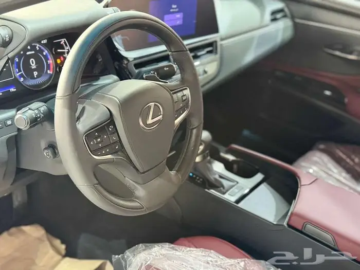 لكزس ES 350 استاندر مطور بريمي فتحة سقف 2025 اللون ابيض 23