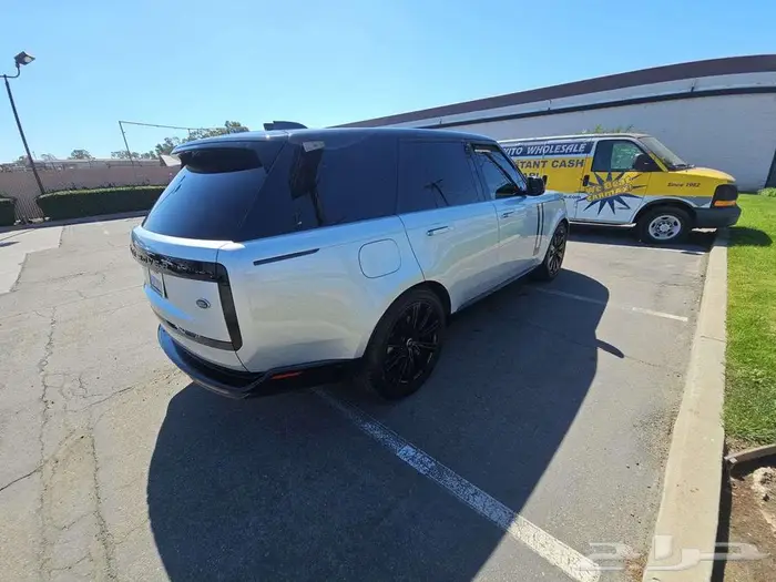 Land Rover Range Rover SE 4