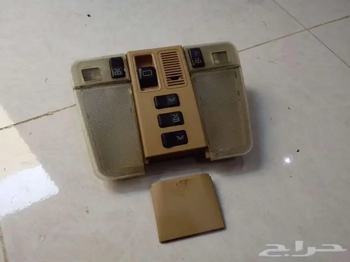 للبيع لمبة سقف بيج شبح 1