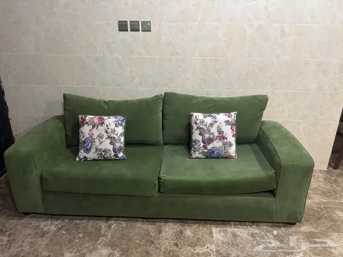 طقم كنب ثلاث قطع من ويست ألم للبيع لاعلى سومه اليوم 0