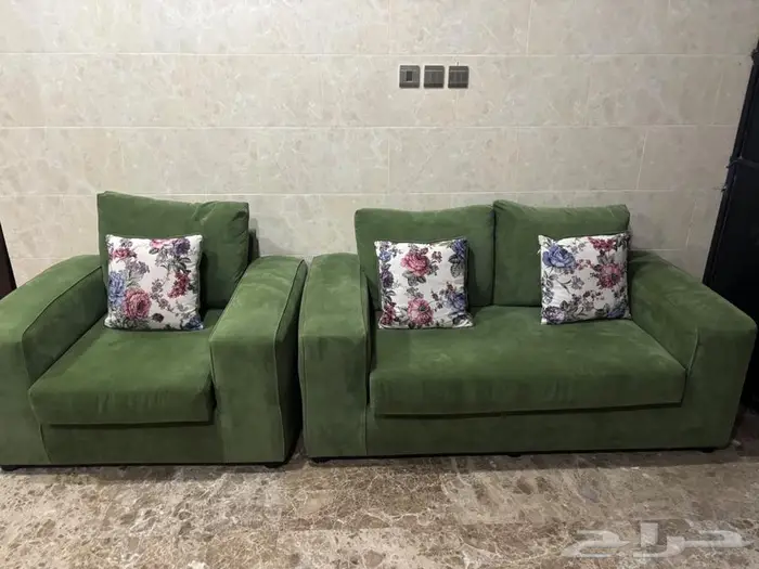 طقم كنب ثلاث قطع من ويست ألم للبيع لاعلى سومه اليوم 1