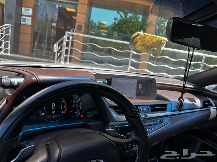 لكزس 2019 es300 هايبرد 1