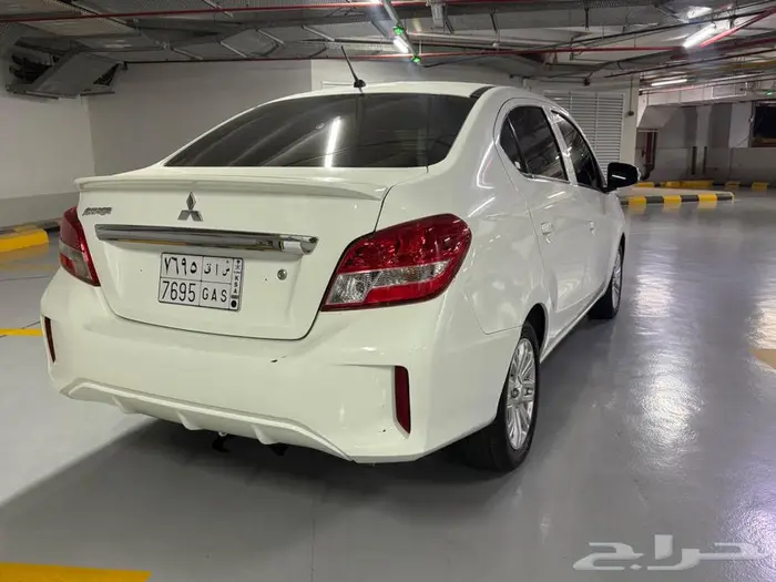 ميتسوبيشي اتراج GLX 2022 9