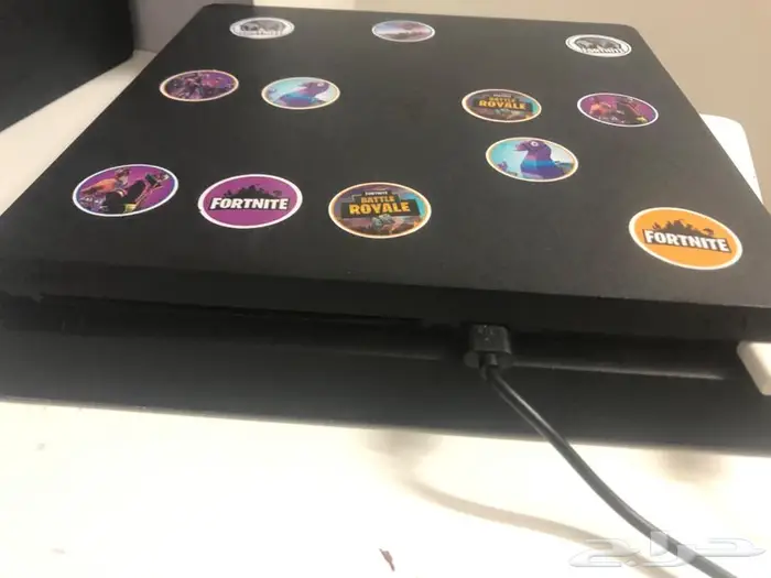 للبيع سوني 4 نظيف جدا 0