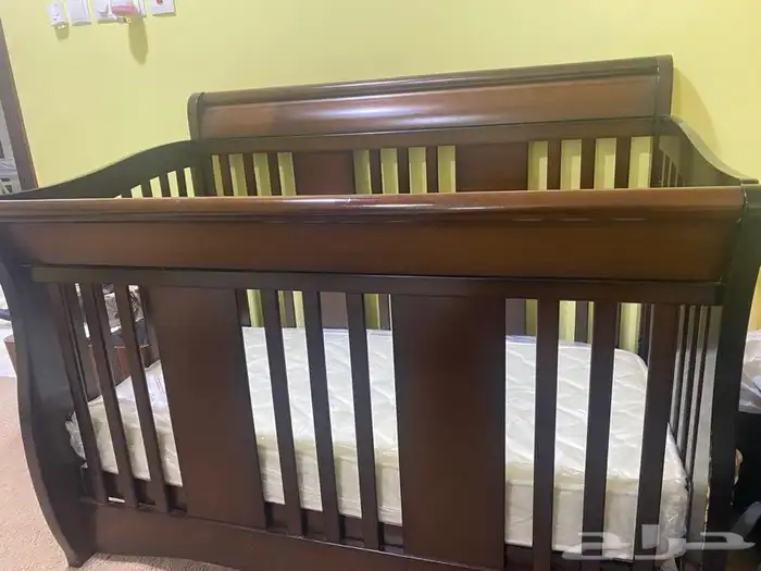 سرير اطفال 0