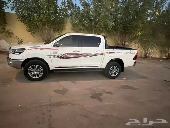 للبيع هايلكس 2024 0