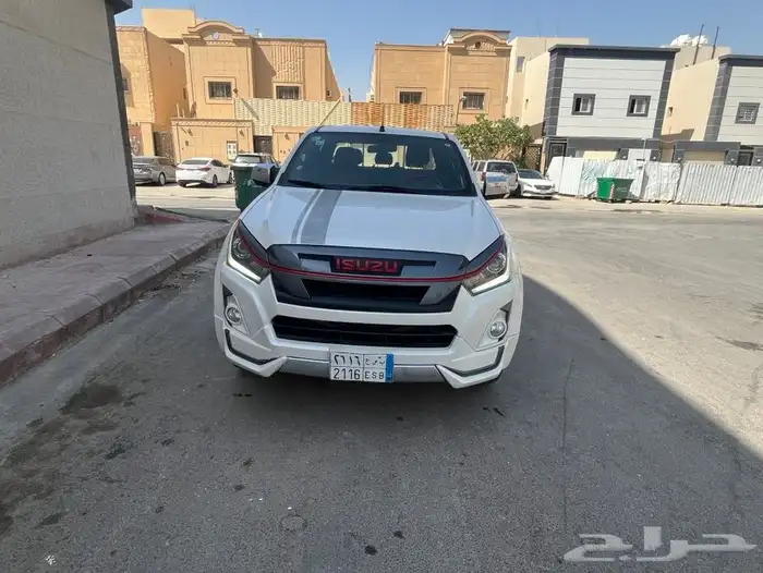 للبيع ايسوزو 6