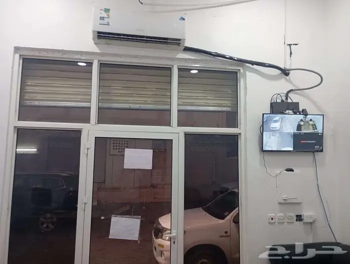 أثاث مكتب خدمات للتقبيل أو البيع 2